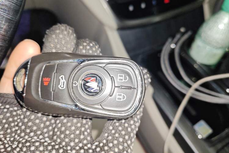 Used Buick GL8 2022 ES Landtrek 653T Luxury Edition Vehicle Key