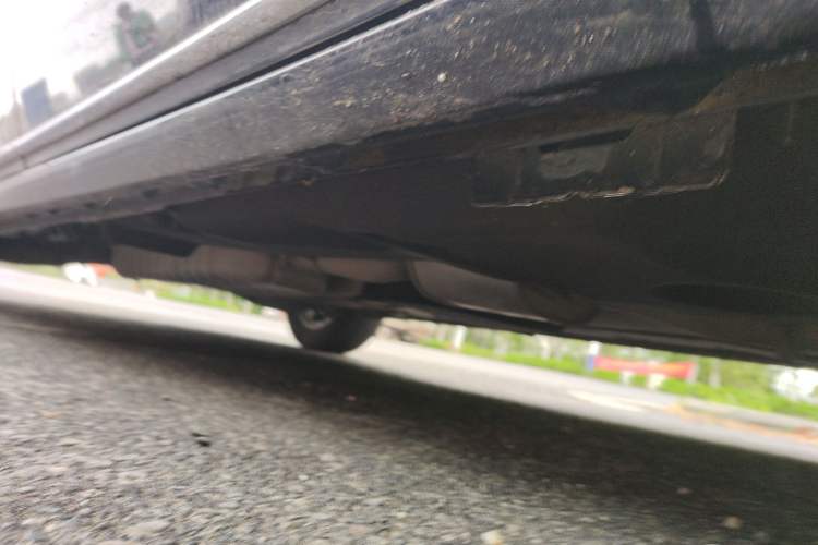Used Buick GL8 2023 ES Lu Zun Deluxe Model Chassis Front Right