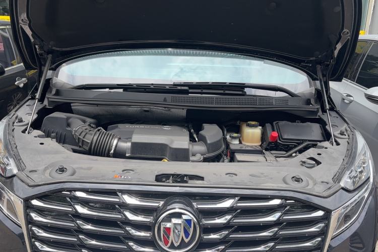 Used Buick GL8 2023 ES Lu Zun Comfort Model Engine Bay