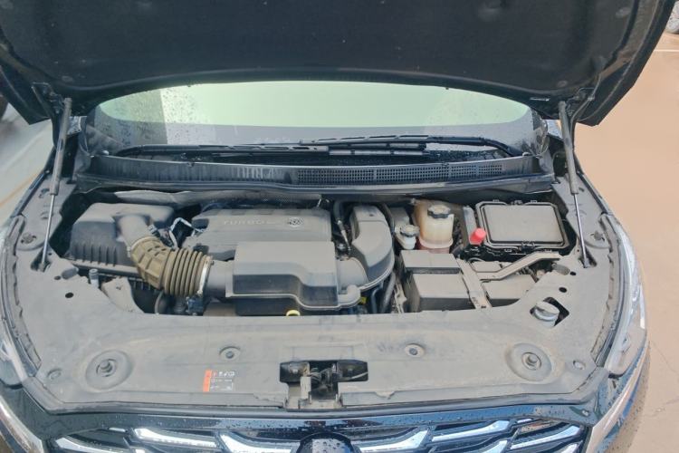 Used Buick GL8 2023 ES Lu Zun Comfort Model Engine Bay