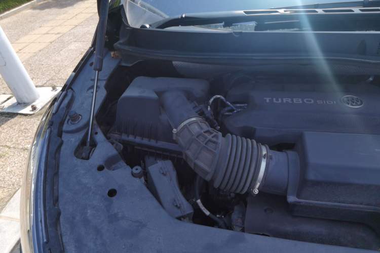 Used Buick GL8 2023 ES Lu Zun Luxury Model Engine Bay Right