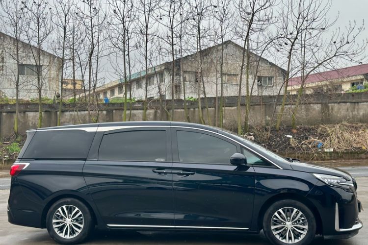 Used Buick GL8 2023 ES Lu Zun Comfort Model Exterior 3