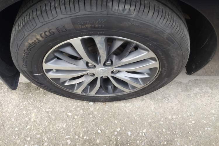 Used Buick GL8 2023 ES Lu Zun Comfort Model Exterior 8