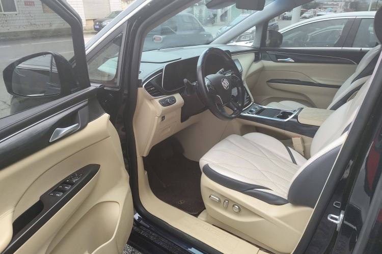 Used Buick GL8 2023 ES Lu Zun Deluxe Model Interior 2