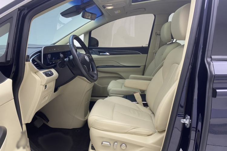 Used Buick GL8 2023 ES Lu Zun Deluxe Model Interior 2