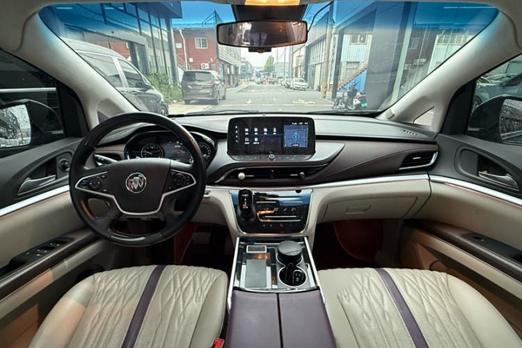 Used Buick GL8 2023 Land Executive Class Smart Enjoyment Model Interior 3