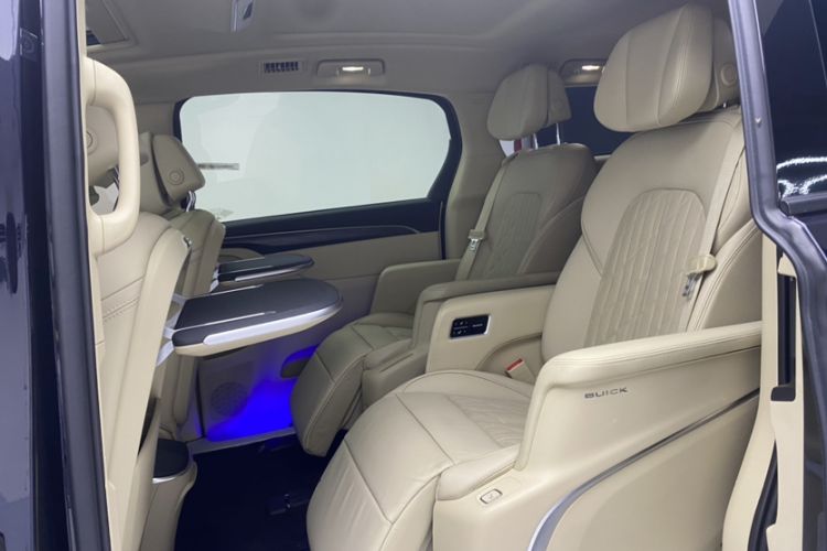 Used Buick GL8 2023 ES Lu Zun Deluxe Model Interior 3
