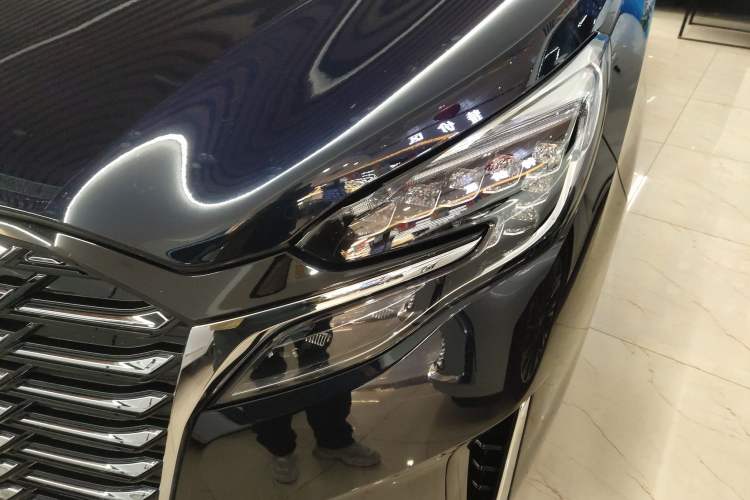 Used Buick GL8 2023 ES Lu Zun Deluxe Model Left Front Headlight