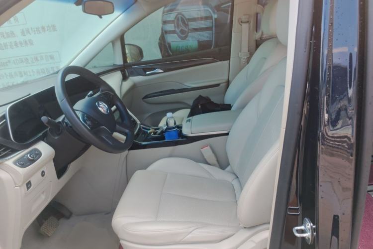 Used Buick GL8 2023 ES Lu Zun Comfort Model Left Front Seat
