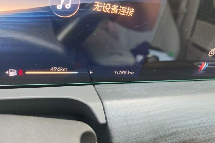 Used Buick GL8 2023 ES Lu Zun Comfort Model Odometer Close Up