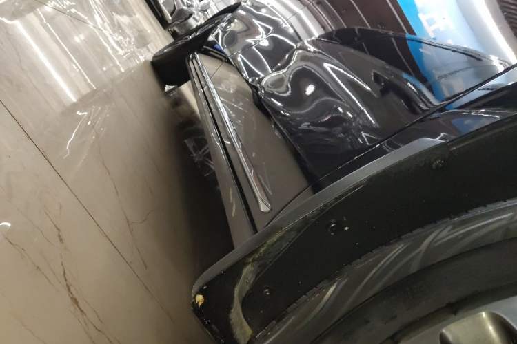 Used Buick GL8 2023 ES Lu Zun Deluxe Model Right Side Sill
