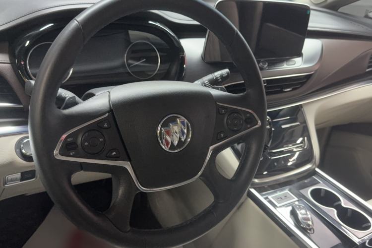 Used Buick GL8 2023 Land Executive Class 652T Luxury Model Steering Wheel