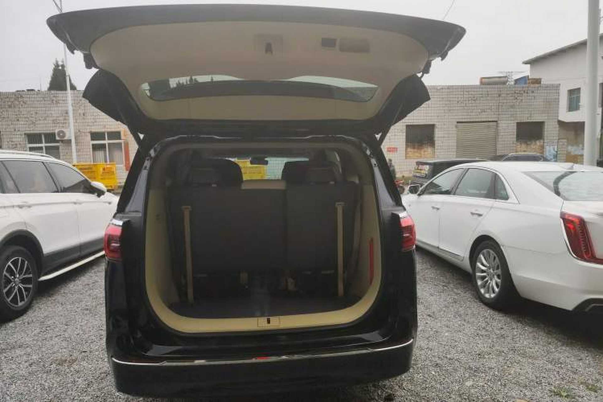 Used Buick GL8 2023 ES Lu Zun Deluxe Model Trunk