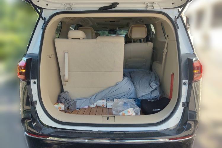 Used Buick GL8 2023 ES Lu Zun Deluxe Model Trunk