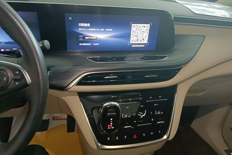 Used Buick GL8 2023 ES Lu Zun Smart Flagship Model Audio And AC Panel