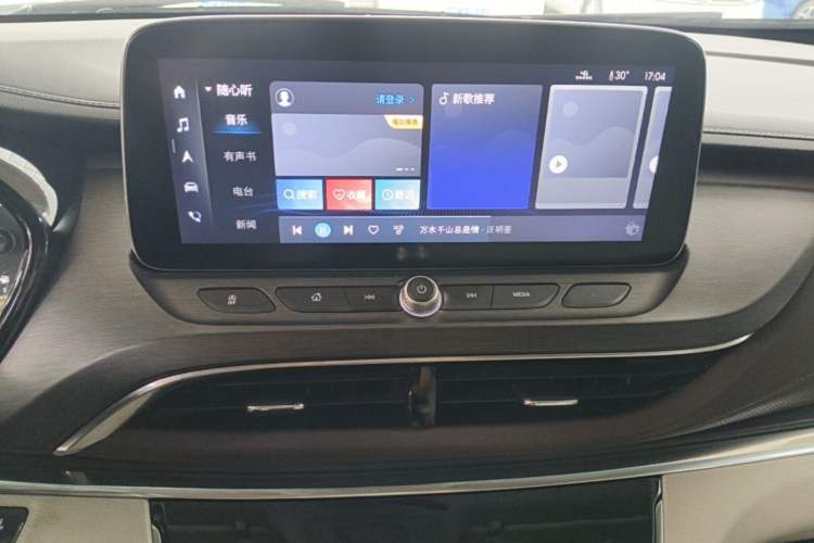 Used Buick GL8 2023 Land Executive Class 652T Luxury Model Audio And AC Panel