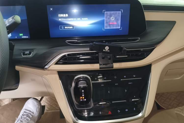Used Buick GL8 2023 ES Lu Zun Deluxe Model Audio And AC Panel