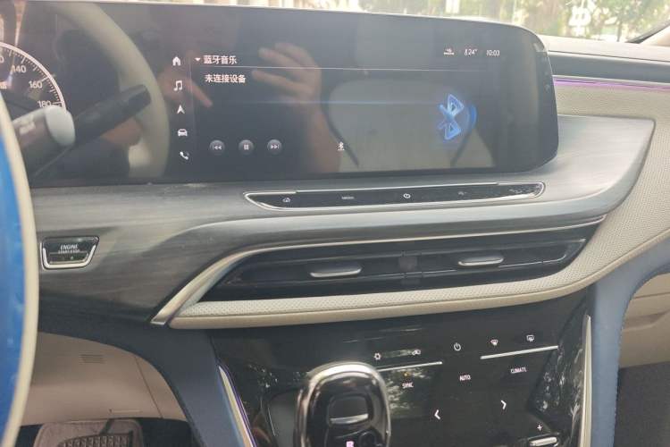 Used Buick GL8 2023 ES Lu Zun Comfort Model Audio And AC Panel