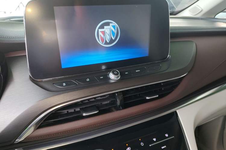 Used Buick GL8 2023 Land Executive Class Comfort Model Audio And AC Panel