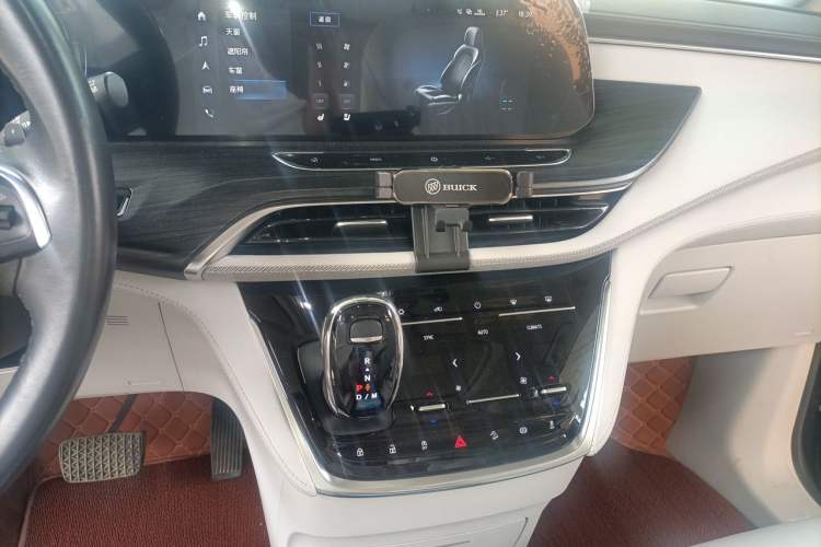 Used Buick GL8 2023 ES Lu Zun Luxury Edition and Yue Version Audio And AC Panel