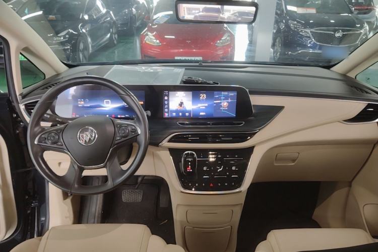 Used Buick GL8 2023 ES Lu Zun Luxury Model Center Console