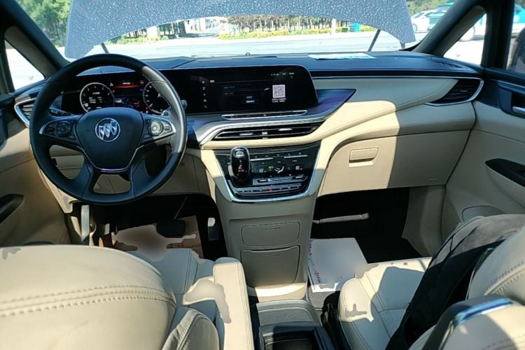 Used Buick GL8 2023 ES Lu Zun Luxury Model Center Console