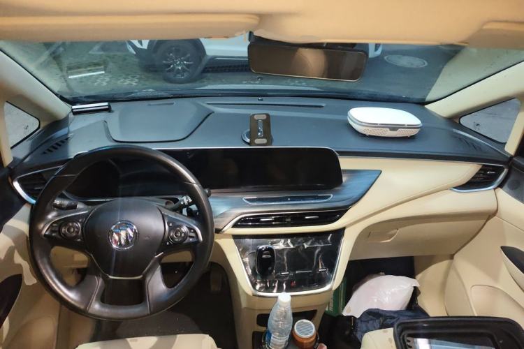 Used Buick GL8 2023 ES Lu Zun Deluxe Model Center Console