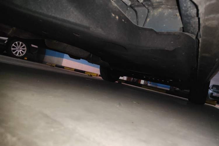 Used Buick GL8 2023 Land Executive Class Smart Enjoyment Model Chassis Front Left