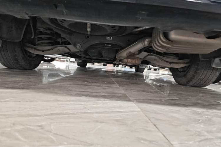 Used Buick GL8 2023 ES Lu Zun Deluxe Model Chassis Rear