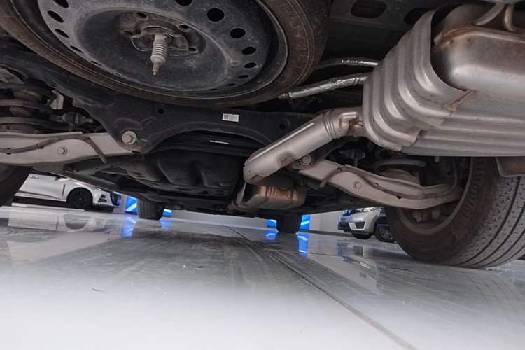 Used Buick GL8 2023 ES Lu Zun Luxury Model Chassis Rear