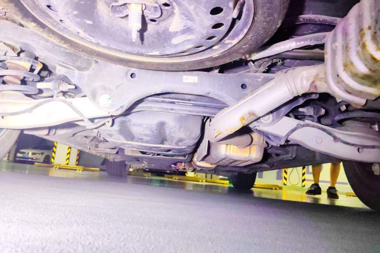 Used Buick GL8 2023 ES Lu Zun Deluxe Model Chassis Rear