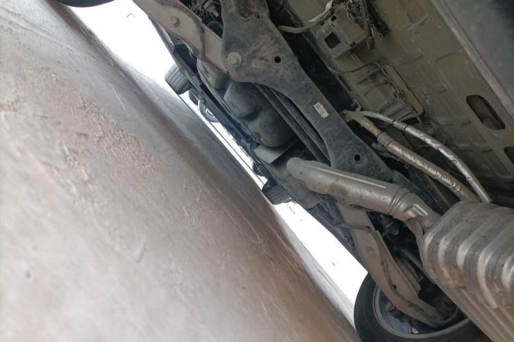 Used Buick GL8 2023 ES Lu Zun Luxury Edition and Yue Version Chassis Rear