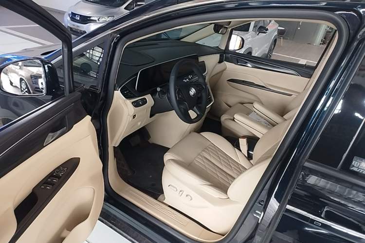 Used Buick GL8 2023 ES Lu Zun Luxury Model Driver Seat
