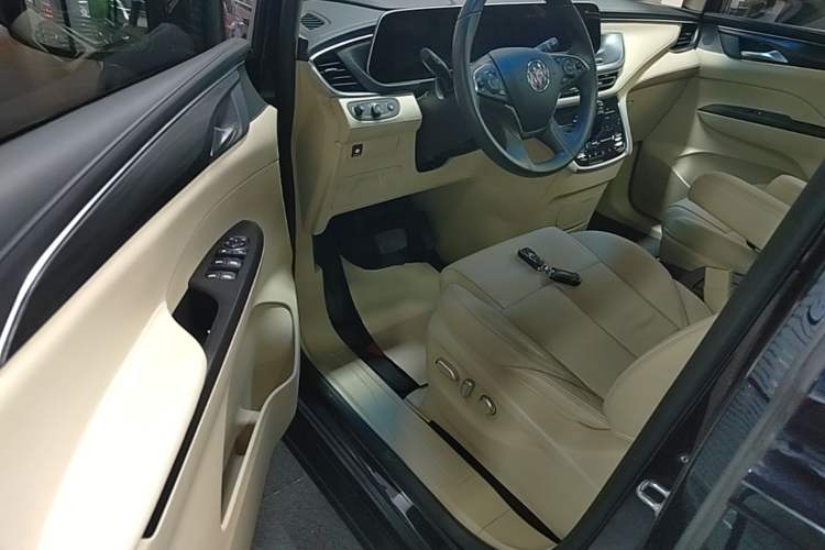 Used Buick GL8 2023 ES Lu Zun Deluxe Model Driver Seat
