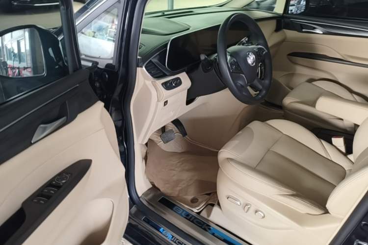 Used Buick GL8 2023 ES Lu Zun Deluxe Model Driver Seat