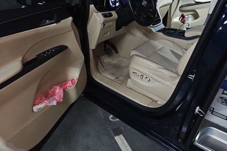 Used Buick GL8 2023 ES Lu Zun Deluxe Model Driver Seat