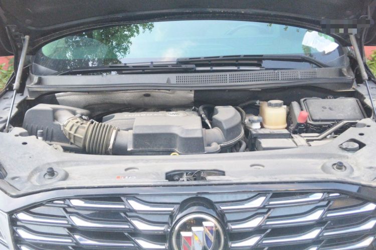 Used Buick GL8 2023 ES Lu Zun Luxury Model Engine Bay
