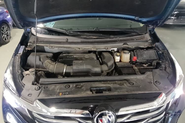 Used Buick GL8 2023 Land Business Class Smart Deluxe Model Engine Bay