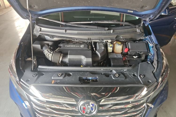 Used Buick GL8 2023 Land Executive Class 652T Luxury Model Engine Bay
