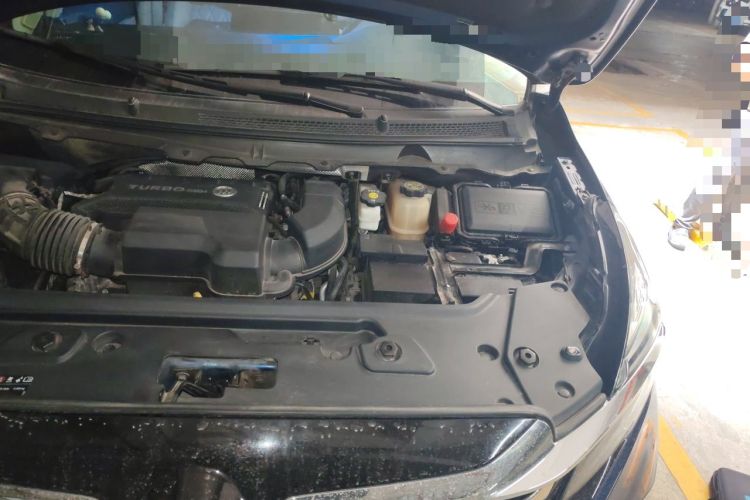 Used Buick GL8 2023 Land Executive Class 652T Luxury Model Engine Bay Left