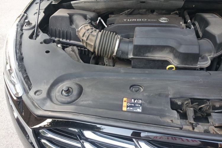 Used Buick GL8 2023 ES Lu Zun Comfort Model Engine Bay Right