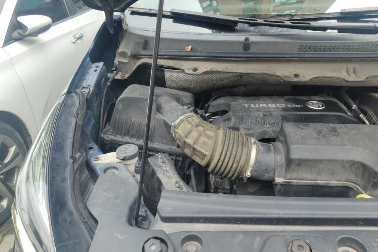 Used Buick GL8 2023 Land Executive Class Smart Enjoyment Model Engine Bay Right