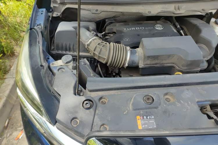 Used Buick GL8 2023 Land Executive Class 652T Smart Luxury Model Engine Bay Right
