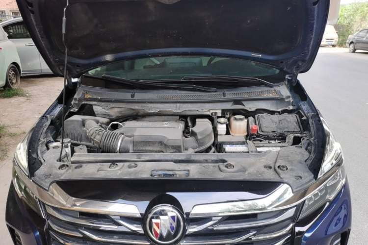Used Buick GL8 2023 Land Business Class Smart Deluxe Model Engine Bay