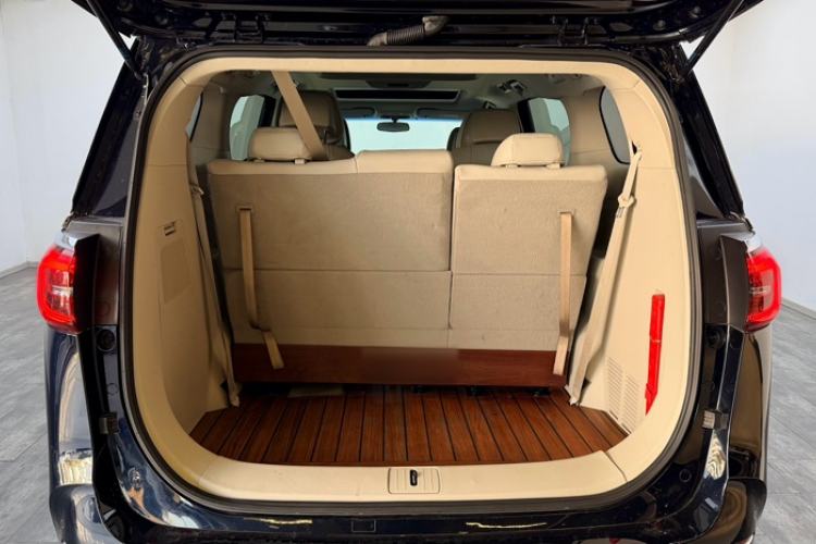 Used Buick GL8 2023 ES Lu Zun Comfort Model Exterior 6