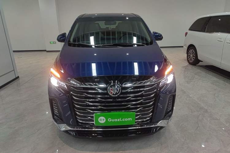 Used Buick GL8 2023 Land Executive Class Deluxe Model Front