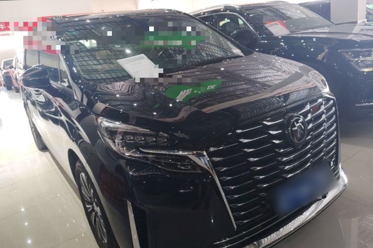 Used Buick GL8 2023 ES Lu Zun Luxury Model Front Right 45 Deg