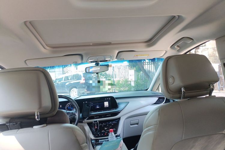 Used Buick GL8 2023 ES Lu Zun Comfort Model Headliner