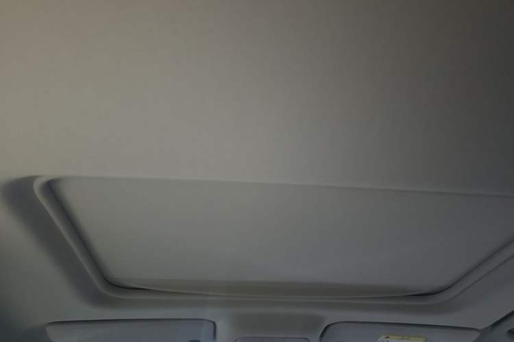 Used Buick GL8 2023 Land Executive Class 652T Luxury Model Headliner