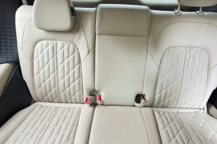 Used Buick GL8 2023 ES Lu Zun Luxury Model Interior 2